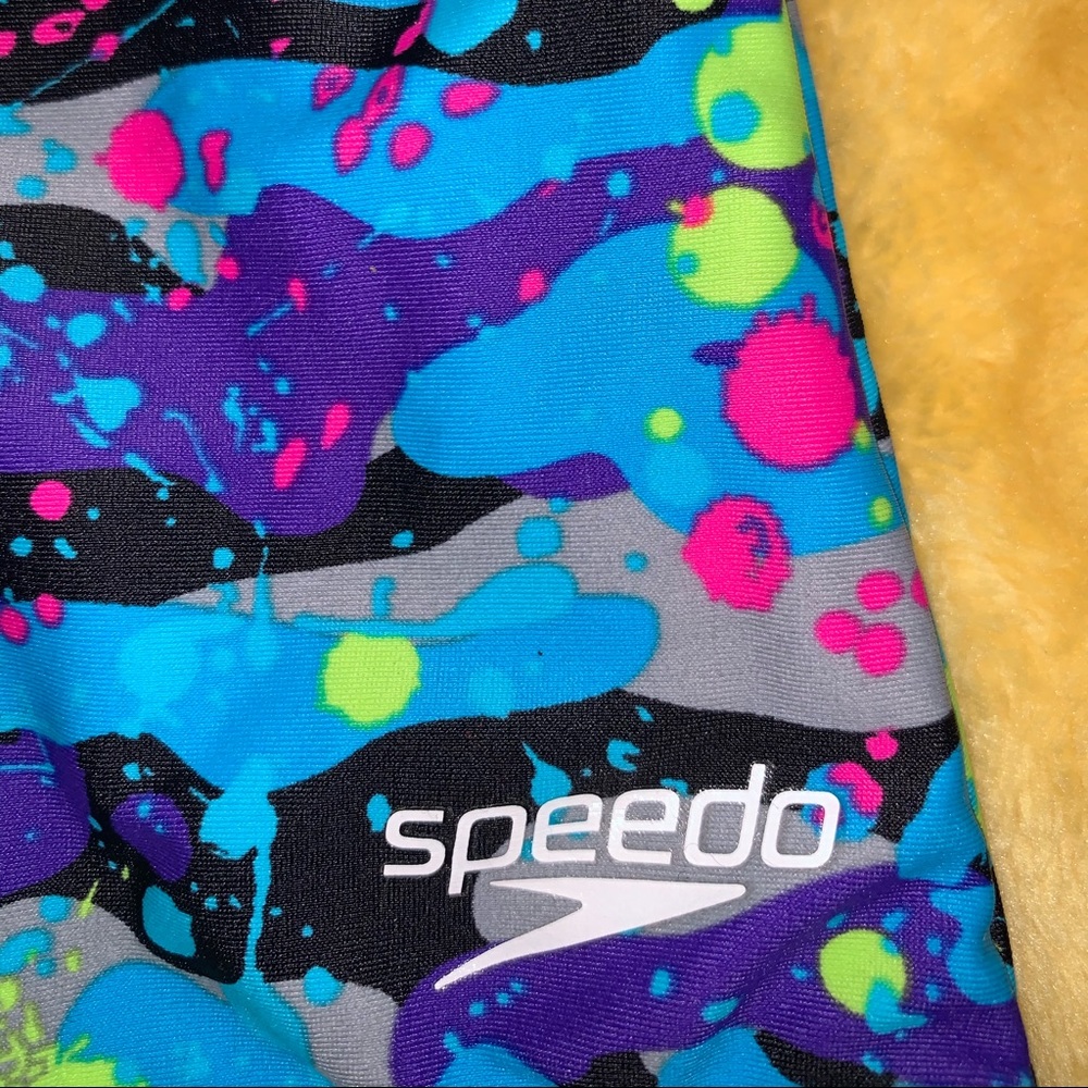 Swimsuit. - Picture 3 of 3